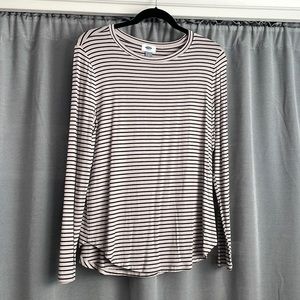 Old Navy Long Sleeve Tee